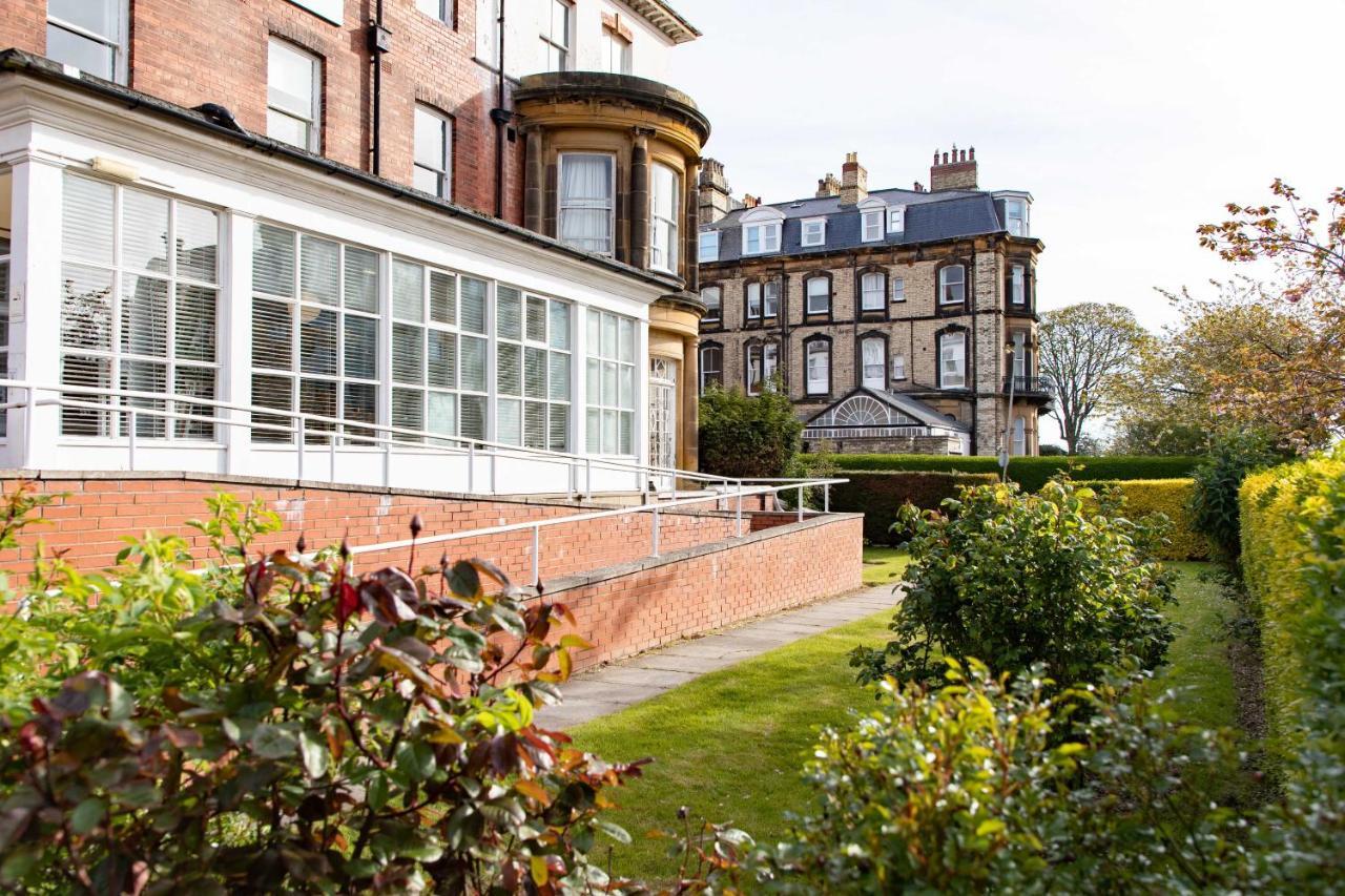 The Caledonian New Southlands Hotel สการ์โบโรห์ ภายนอก รูปภาพ